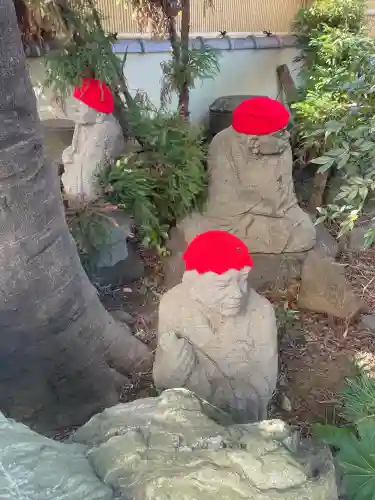 安養院の{uncategorized: "未分類", other: "その他", undefined: "問題あり", building: "その他建物", grave: "お墓", sacred_gate: "鳥居", guardian: "狛犬", statue: "像", buddha: "仏像", history: "歴史", nature: "自然", garden: "庭園", animal: "動物", pagoda: "塔", temizu: "手水舎", mountain_gate: "山門・神門", sanctuary: "本殿・本堂", subordinate: "末社・摂社", art: "芸術", scenery: "景色", jizo: "地蔵", ema: "絵馬", goshuin: "御朱印", omikuji: "おみくじ", items: "授与品その他", amulet: "お守り", goshuincho: "御朱印帳", eats: "食事", festival: "お祭り", votive_dance: "神楽", shichigosan: "七五三参", wedding: "結婚式", experience: "体験その他", initially: "初詣", around: "周辺", anti_infection: "感染症対策"}