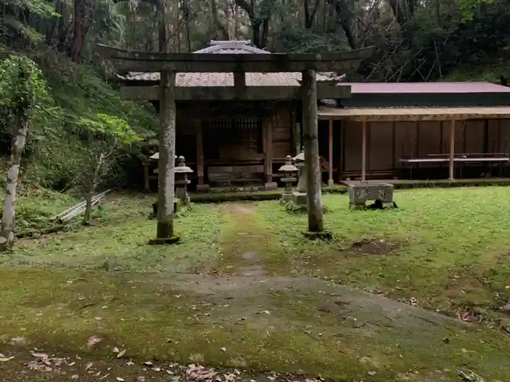 風早不動尊の鳥居
