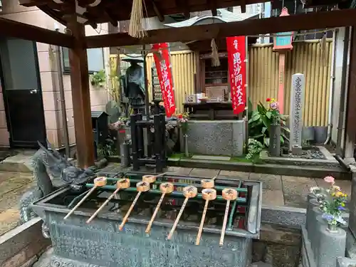 袋町お聖天　福生院の手水舎