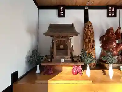 新屋山神社(山梨県)