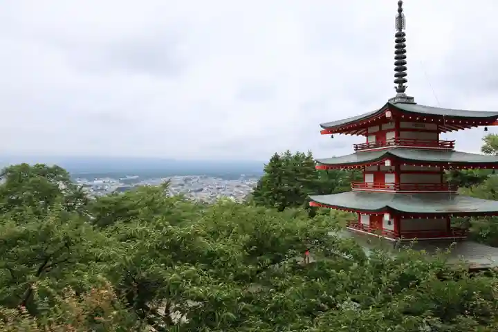 新倉富士浅間神社(山梨県)