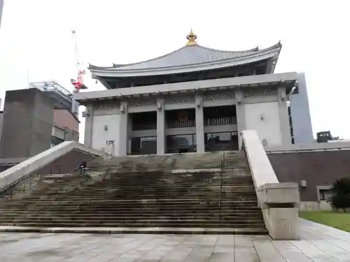 本願寺津村別院の本殿