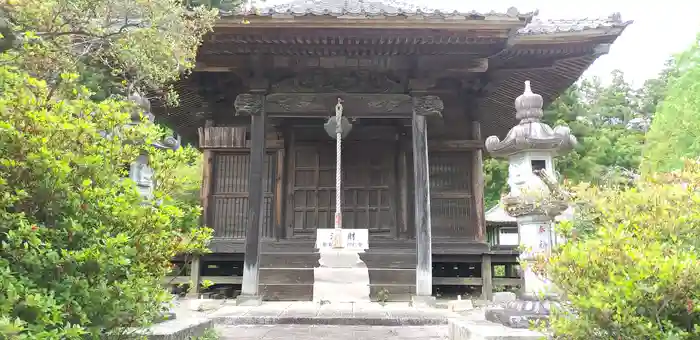 大慈寺の本殿