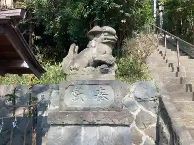 白旗神社（平戸白旗神社）の{uncategorized: "未分類", other: "その他", undefined: "問題あり", building: "その他建物", grave: "お墓", sacred_gate: "鳥居", guardian: "狛犬", statue: "像", buddha: "仏像", history: "歴史", nature: "自然", garden: "庭園", animal: "動物", pagoda: "塔", temizu: "手水舎", mountain_gate: "山門・神門", sanctuary: "本殿・本堂", subordinate: "末社・摂社", art: "芸術", scenery: "景色", jizo: "地蔵", ema: "絵馬", goshuin: "御朱印", omikuji: "おみくじ", items: "授与品その他", amulet: "お守り", goshuincho: "御朱印帳", eats: "食事", festival: "お祭り", votive_dance: "神楽", shichigosan: "七五三参", wedding: "結婚式", experience: "体験その他", initially: "初詣", around: "周辺", anti_infection: "感染症対策"}