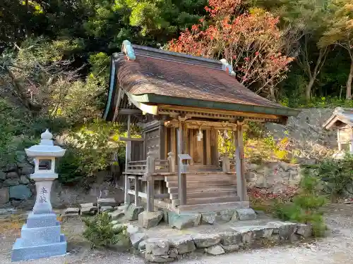 日御碕神社の末社