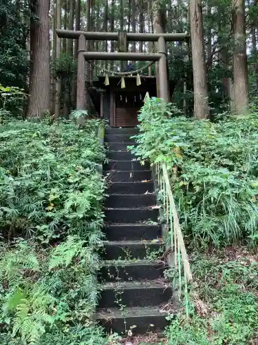 乙連沢熊野神社の鳥居