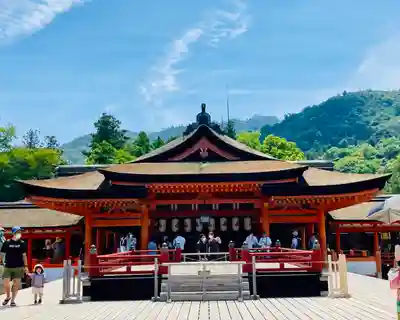 厳島神社の本殿・本堂