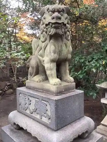 市原稲荷神社の狛犬