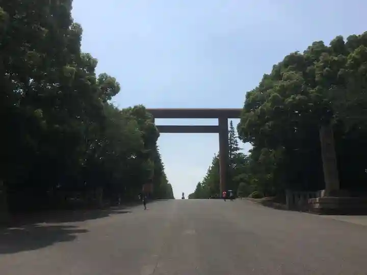 靖國神社の鳥居