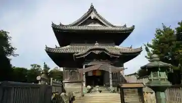 国分寺の本殿・本堂