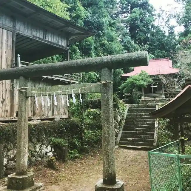石間戸神社の鳥居