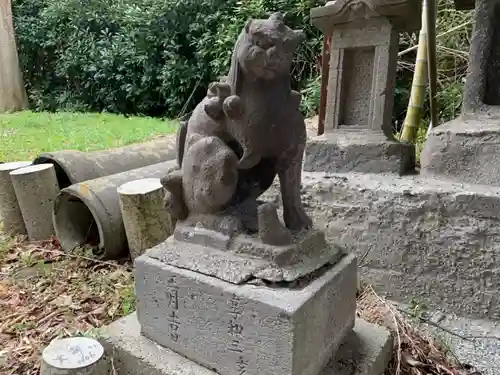 八雲神社の狛犬