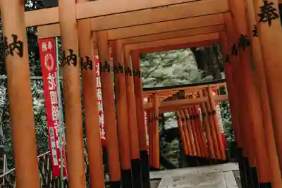 花園稲荷神社の鳥居