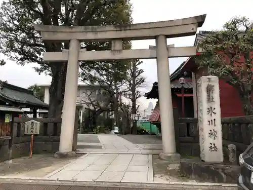 麻布氷川神社の鳥居