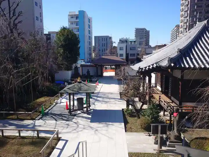 宝勝山 南藏院 蓮光寺の庭園