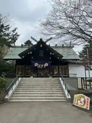 厚別神社の{uncategorized: "未分類", other: "その他", undefined: "問題あり", building: "その他建物", grave: "お墓", sacred_gate: "鳥居", guardian: "狛犬", statue: "像", buddha: "仏像", history: "歴史", nature: "自然", garden: "庭園", animal: "動物", pagoda: "塔", temizu: "手水舎", mountain_gate: "山門・神門", sanctuary: "本殿・本堂", subordinate: "末社・摂社", art: "芸術", scenery: "景色", jizo: "地蔵", ema: "絵馬", goshuin: "御朱印", omikuji: "おみくじ", items: "授与品その他", amulet: "お守り", goshuincho: "御朱印帳", eats: "食事", festival: "お祭り", votive_dance: "神楽", shichigosan: "七五三参", wedding: "結婚式", experience: "体験その他", initially: "初詣", around: "周辺", anti_infection: "感染症対策"}