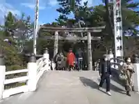 寒川神社の鳥居