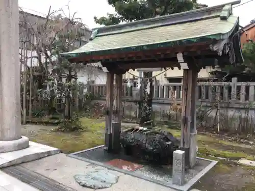 越中稲荷神社の手水