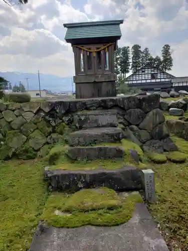 山見八幡宮の末社・摂社