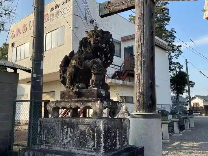 八幡社の{uncategorized: "未分類", other: "その他", undefined: "問題あり", building: "その他建物", grave: "お墓", sacred_gate: "鳥居", guardian: "狛犬", statue: "像", buddha: "仏像", history: "歴史", nature: "自然", garden: "庭園", animal: "動物", pagoda: "塔", temizu: "手水舎", mountain_gate: "山門・神門", sanctuary: "本殿・本堂", subordinate: "末社・摂社", art: "芸術", scenery: "景色", jizo: "地蔵", ema: "絵馬", goshuin: "御朱印", omikuji: "おみくじ", items: "授与品その他", amulet: "お守り", goshuincho: "御朱印帳", eats: "食事", festival: "お祭り", votive_dance: "神楽", shichigosan: "七五三参", wedding: "結婚式", experience: "体験その他", initially: "初詣", around: "周辺", anti_infection: "感染症対策"}