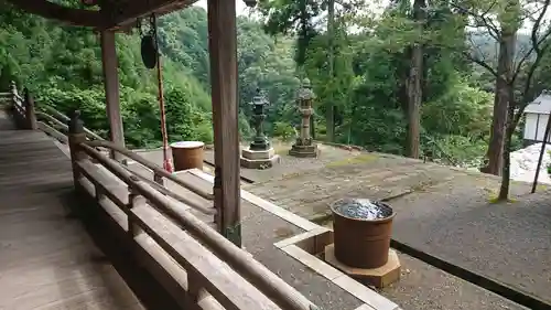 摩尼寺の建物その他