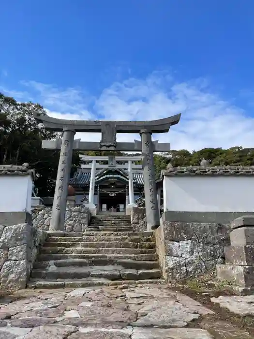 八幡竃門神社の鳥居