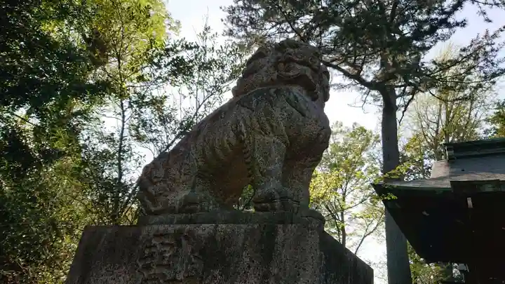熊野神社の狛犬