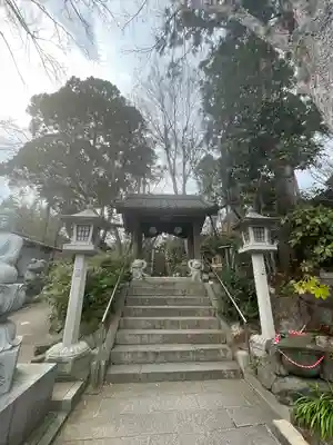 如意輪寺の山門・神門
