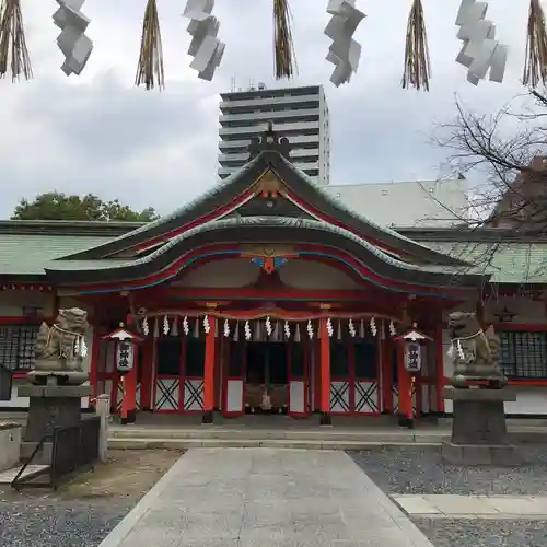 玉造稲荷神社の本殿