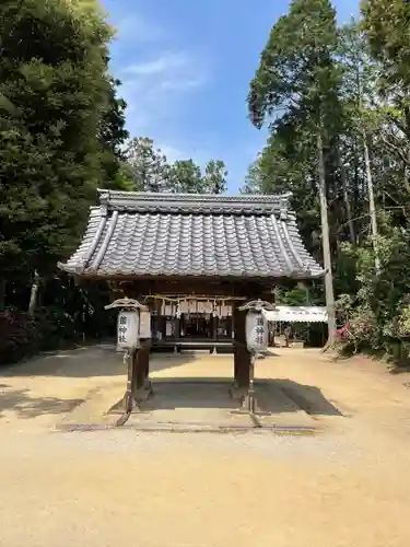 菌神社の山門