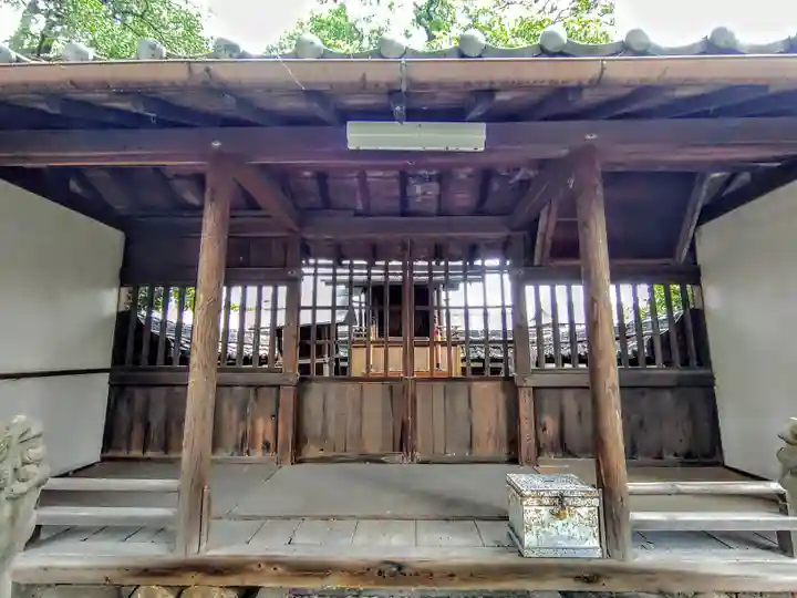 神明社(久地野)の本殿・本堂