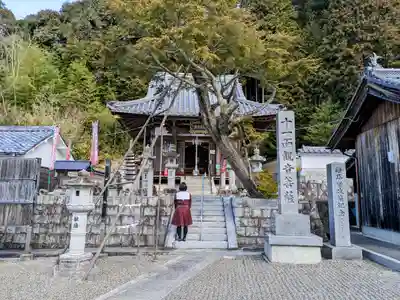 山村神社の本殿・本堂