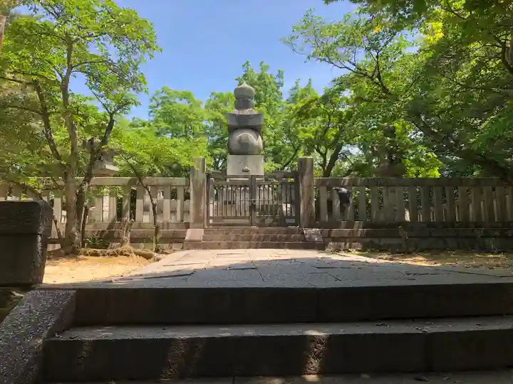 豊国廟(豊国神社飛地境内)の塔