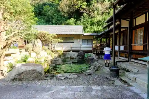 本光寺の庭園