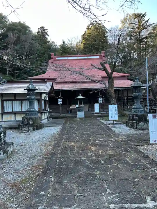 岩舟山高勝寺の本殿・本堂