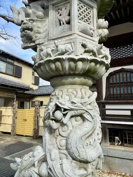 廣龍寺の{uncategorized: "未分類", other: "その他", undefined: "問題あり", building: "その他建物", grave: "お墓", sacred_gate: "鳥居", guardian: "狛犬", statue: "像", buddha: "仏像", history: "歴史", nature: "自然", garden: "庭園", animal: "動物", pagoda: "塔", temizu: "手水舎", mountain_gate: "山門・神門", sanctuary: "本殿・本堂", subordinate: "末社・摂社", art: "芸術", scenery: "景色", jizo: "地蔵", ema: "絵馬", goshuin: "御朱印", omikuji: "おみくじ", items: "授与品その他", amulet: "お守り", goshuincho: "御朱印帳", eats: "食事", festival: "お祭り", votive_dance: "神楽", shichigosan: "七五三参", wedding: "結婚式", experience: "体験その他", initially: "初詣", around: "周辺", anti_infection: "感染症対策"}