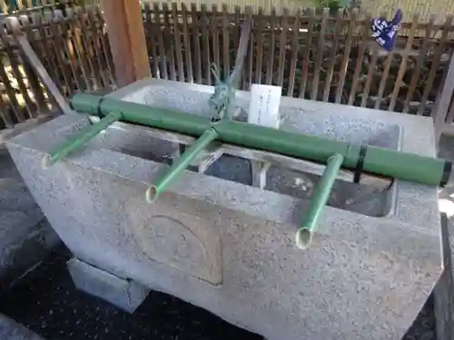 中野沼袋氷川神社の手水舎