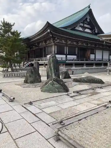 忉利天上寺の庭園