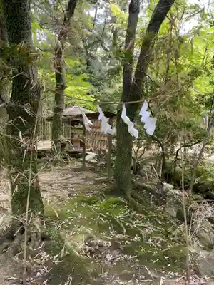 歌泉堂（春日大社神苑萬葉植物園内鎮座）(奈良県)