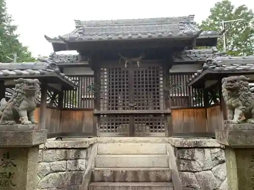 折戸八幡社の本殿・本堂