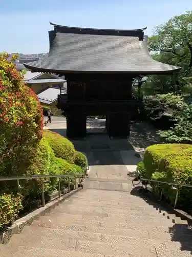 等覚院の山門・神門