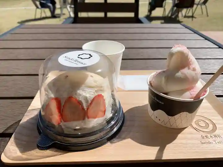 金蛇水神社の食事