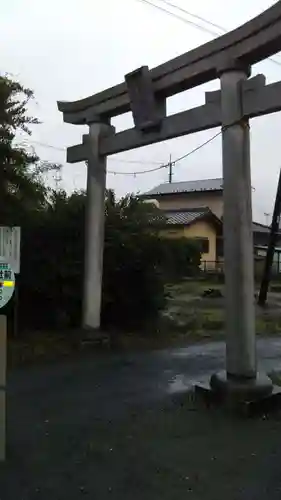 笠原子安神社の鳥居