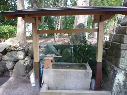 浜郷神社の手水舎