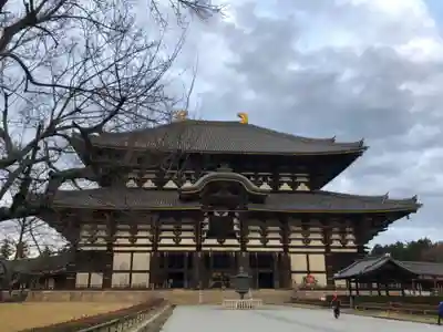 東大寺の本殿・本堂