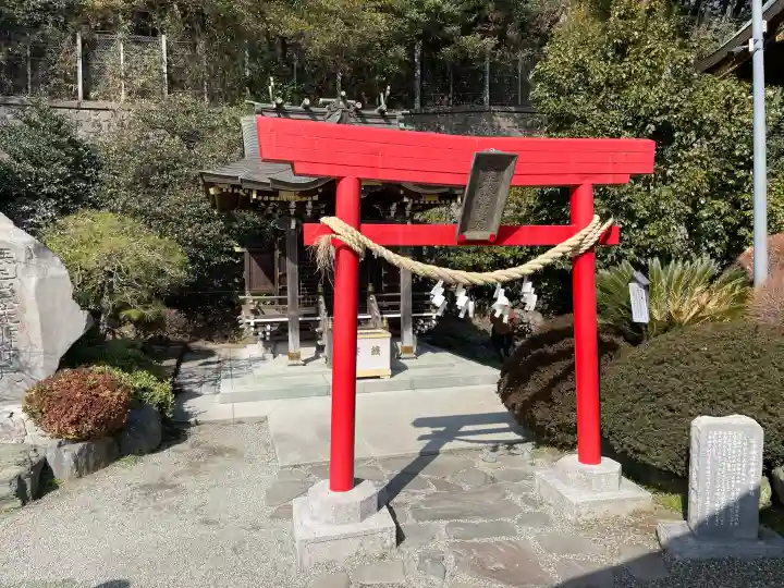 武州柿生琴平神社の{uncategorized: "未分類", other: "その他", undefined: "問題あり", building: "その他建物", grave: "お墓", sacred_gate: "鳥居", guardian: "狛犬", statue: "像", buddha: "仏像", history: "歴史", nature: "自然", garden: "庭園", animal: "動物", pagoda: "塔", temizu: "手水舎", mountain_gate: "山門・神門", sanctuary: "本殿・本堂", subordinate: "末社・摂社", art: "芸術", scenery: "景色", jizo: "地蔵", ema: "絵馬", goshuin: "御朱印", omikuji: "おみくじ", items: "授与品その他", amulet: "お守り", goshuincho: "御朱印帳", eats: "食事", festival: "お祭り", votive_dance: "神楽", shichigosan: "七五三参", wedding: "結婚式", experience: "体験その他", initially: "初詣", around: "周辺", anti_infection: "感染症対策"}