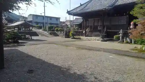 正暦寺の本殿・本堂