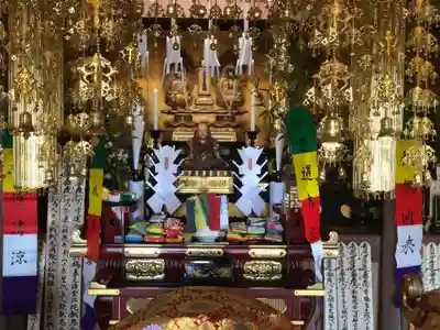 林應寺の本殿・本堂