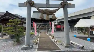 眞中神社の{uncategorized: "未分類", other: "その他", undefined: "問題あり", building: "その他建物", grave: "お墓", sacred_gate: "鳥居", guardian: "狛犬", statue: "像", buddha: "仏像", history: "歴史", nature: "自然", garden: "庭園", animal: "動物", pagoda: "塔", temizu: "手水舎", mountain_gate: "山門・神門", sanctuary: "本殿・本堂", subordinate: "末社・摂社", art: "芸術", scenery: "景色", jizo: "地蔵", ema: "絵馬", goshuin: "御朱印", omikuji: "おみくじ", items: "授与品その他", amulet: "お守り", goshuincho: "御朱印帳", eats: "食事", festival: "お祭り", votive_dance: "神楽", shichigosan: "七五三参", wedding: "結婚式", experience: "体験その他", initially: "初詣", around: "周辺", anti_infection: "感染症対策"}