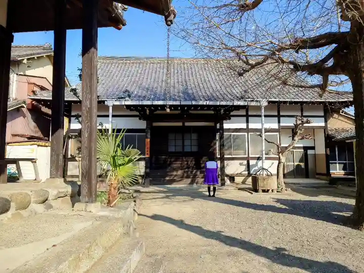 徳岩院の本殿・本堂